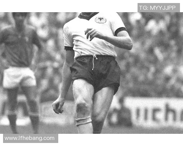 十位早早退役的足球传奇人物回顾与解析