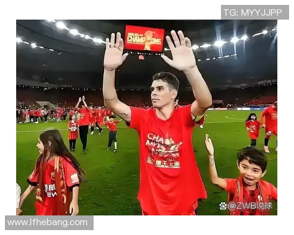 当绿茵场的传奇谢幕时光见证了一代球星的辉煌与不朽